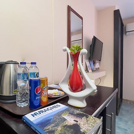 Gravity Pyramids View Inn Кайро Екстериор снимка