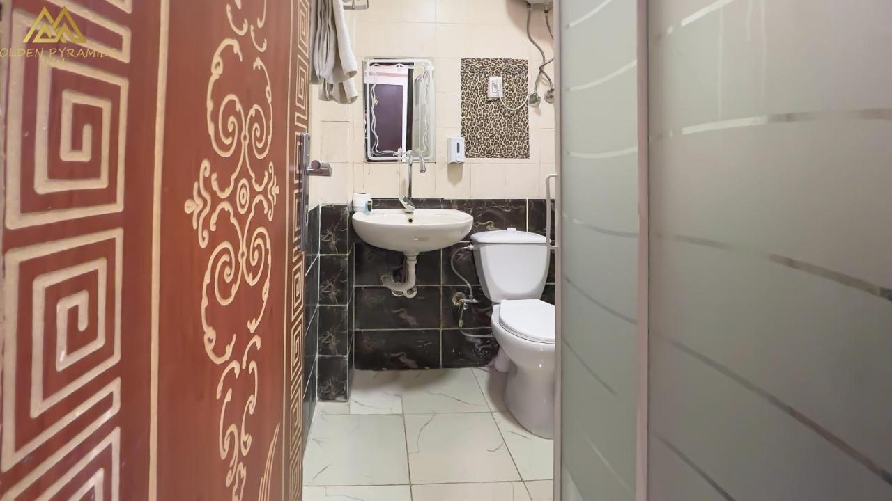 Gravity Pyramids View Inn Кайро Екстериор снимка